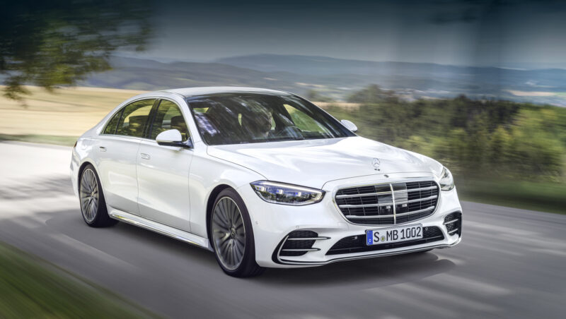 Mercedes-Benz S-Класса: стильный и комфортный седан