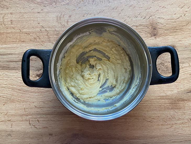 Кукурудзяні булочки - ніжна та рум'яна випічка