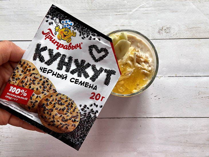 Лінива вівсяна каша з ряжанкою та яблуком - корисний та низькокалорійний сніданок