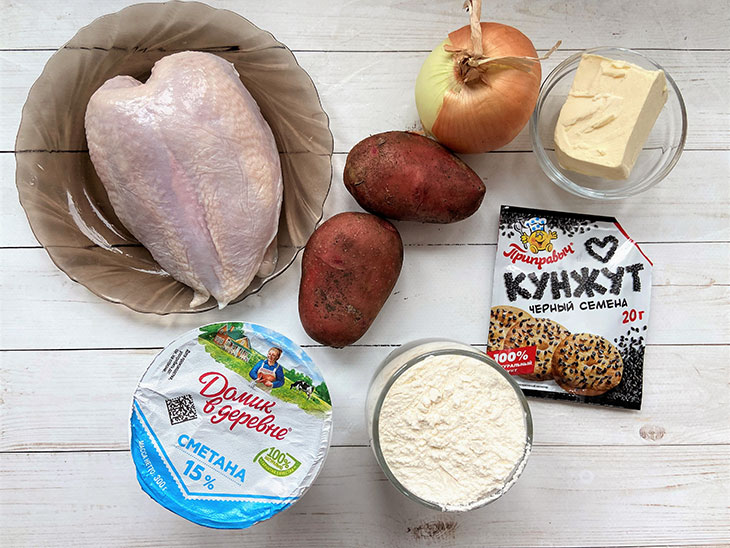 Пиріжки-розстібки з куркою та картоплею - смачна та апетитна випічка