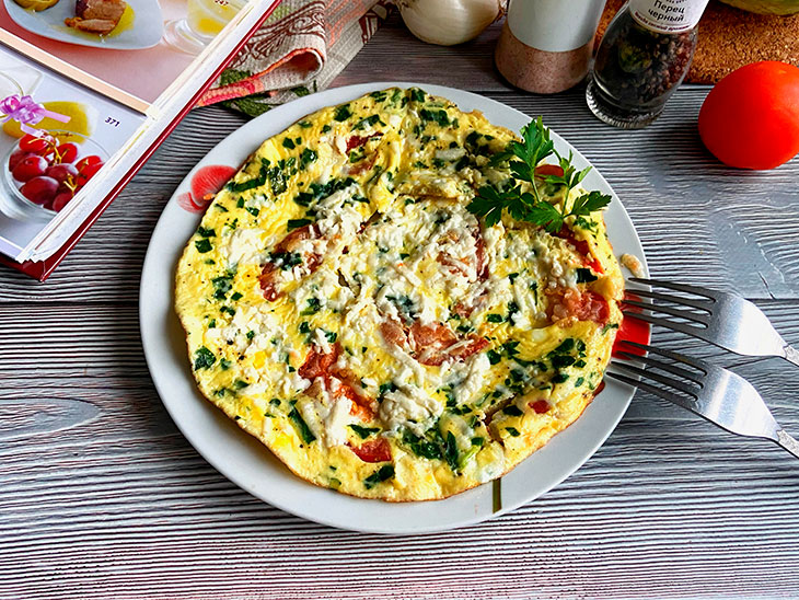 Омлет з помідорами та бринзою - оригінальний та смачний рецепт