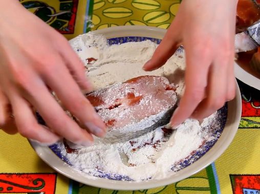 Риба під маринадом за класичним рецептом у духовці