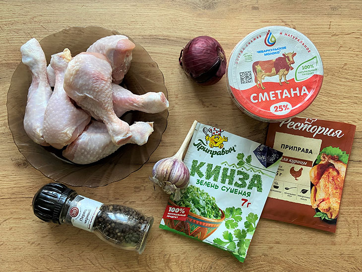Курка в часниковому соусі на сковороді - особливий аромат та смак