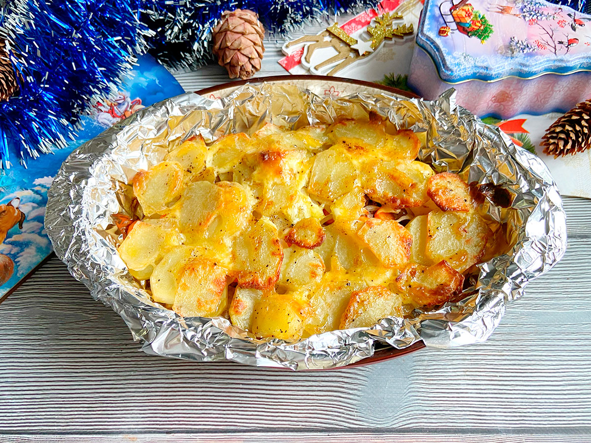 Картопля шарами з м'ясом у духовці - святкова та бюджетна страва