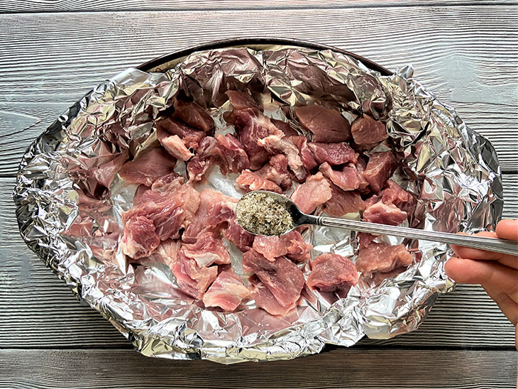 Картопля шарами з м'ясом у духовці - святкова та бюджетна страва
