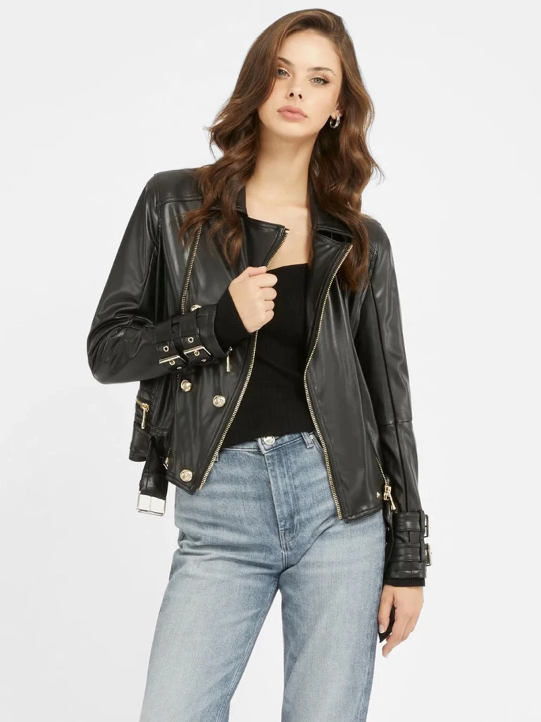 Одяг Guess