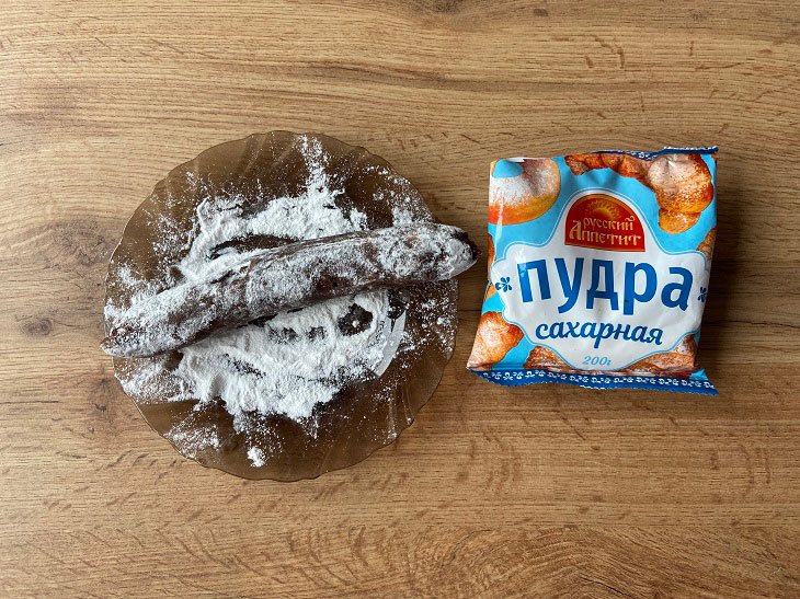 Шоколадна ковбаса з печива – смачний та оригінальний десерт