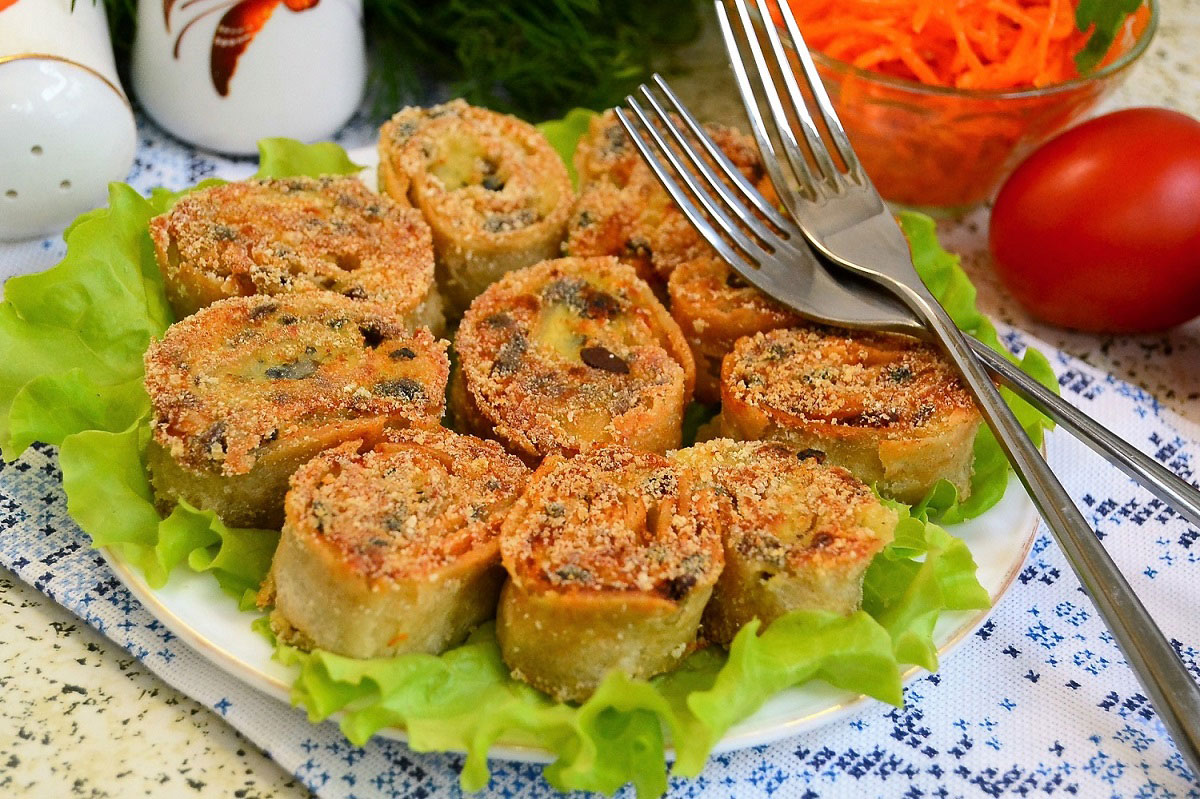Картопляно-грибні рулетики з лаваша – смачна страва з доступних продуктів
