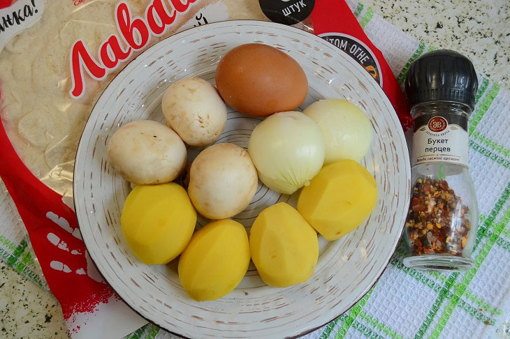 Картопляно-грибні рулетики з лаваша – смачна страва з доступних продуктів