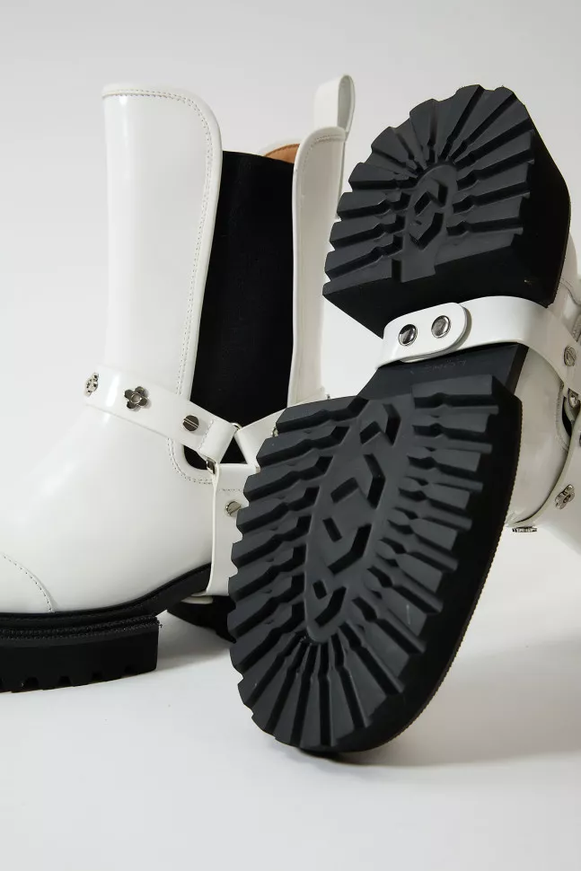 Сделай себе сюрприз: 5 ботинок от Lonza Shoes, которые можно подарить себе прямо сейчас